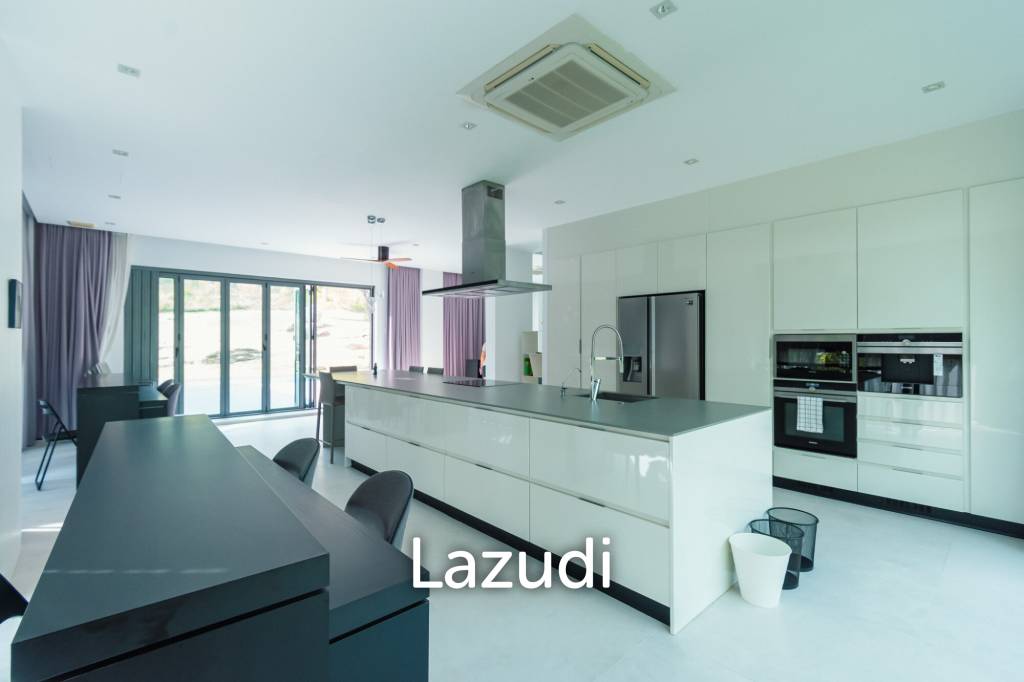 1,250 ตร.ม 6 เตียง 6 อาบน้ำ วิลล่า For ขาย