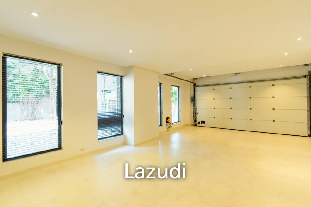 1,250 ตร.ม 6 เตียง 6 อาบน้ำ วิลล่า For ขาย