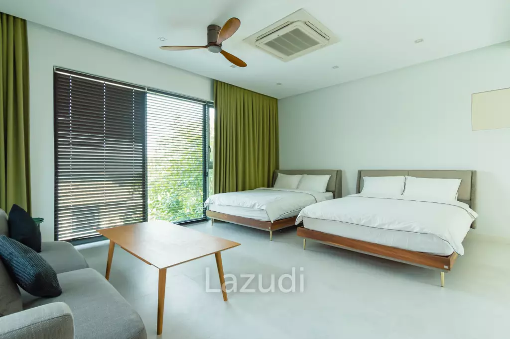 BLACK MOUNTAIN :  Luxurious 4 Storey 6 Bed Pool Villa on the Golf Course