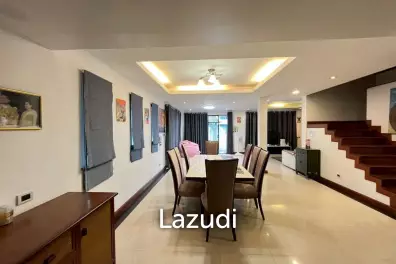 3 Beds 3 Baths 195 SQ.M. Baan Natcha Village