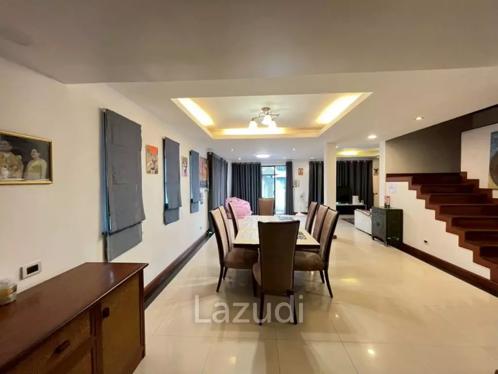 3 Beds 3 Baths 195 SQ.M. Baan Natcha Village