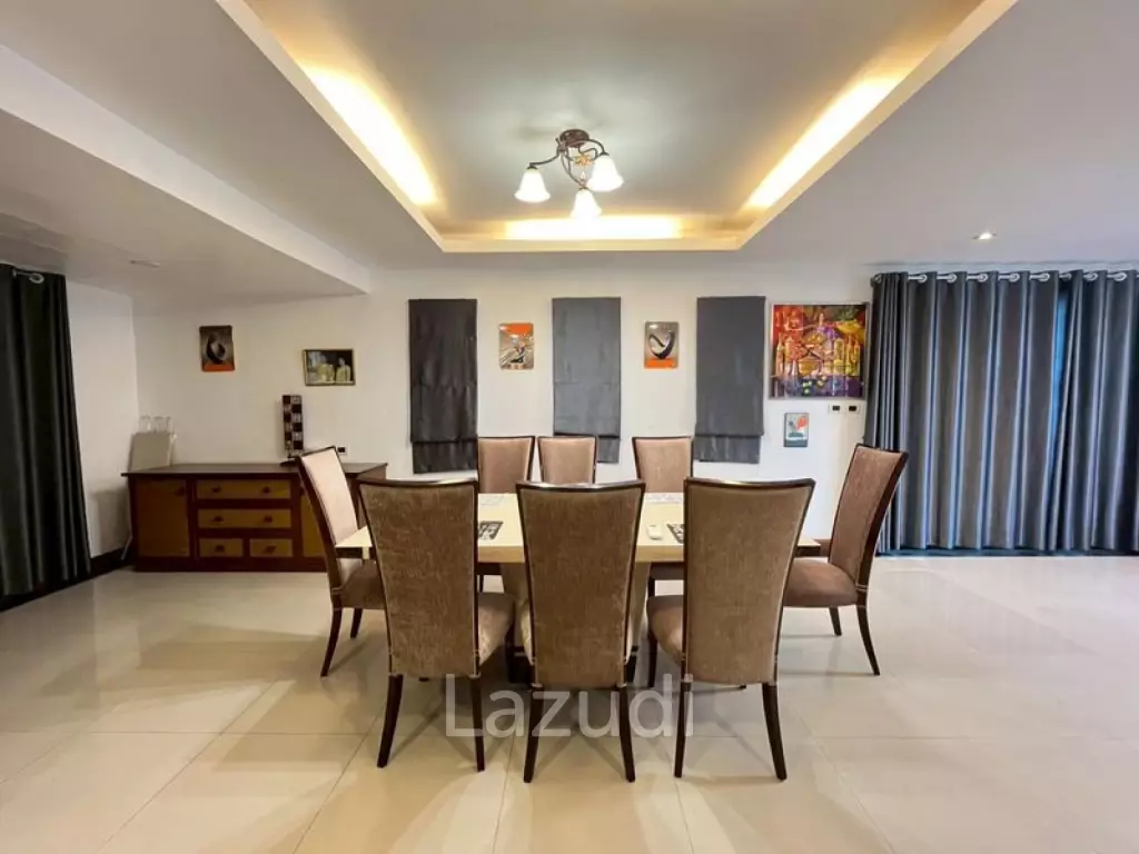 3 Beds 3 Baths 195 SQ.M. Baan Natcha Village