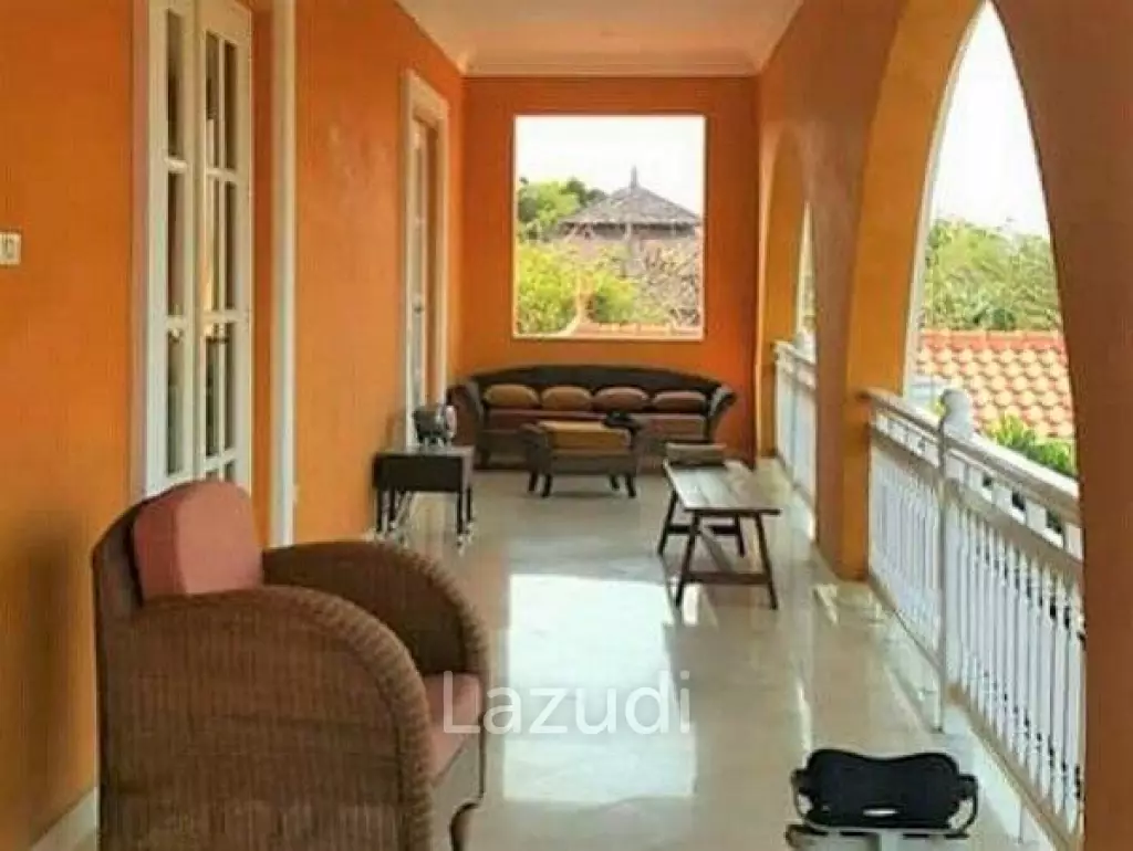 HUNSA RESIDENCES : Grand Luxury Estate with 5 Bedrooms + 2 Bedroom Maid house.