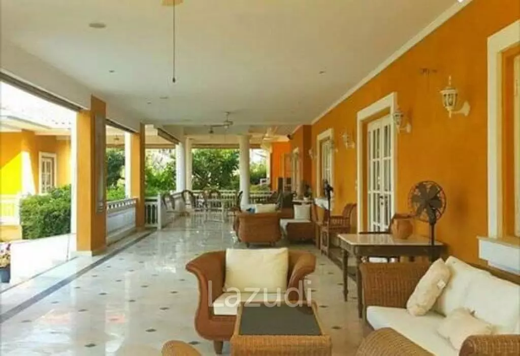 HUNSA RESIDENCES : Grand Luxury Estate with 5 Bedrooms + 2 Bedroom Maid house.