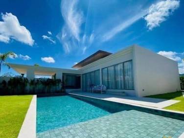 3-Bedroom Pool Villa For Rent At Trichada Breeze
