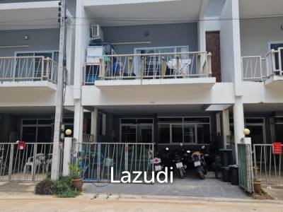 ทาวน์เฮาส์ 3 ห้องนอน ที่บางรัก เกาะสมุย
