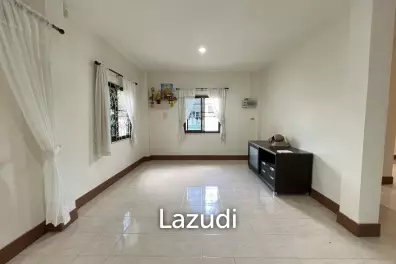 บ้านชั้นเดียว 3 ห้องนอนพร้อมห้องอเนกประสงค์ใกล้ตัวเมือง
