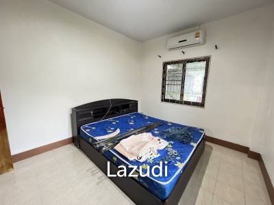 3 Bedrooms  Single-Storey House Near To The City