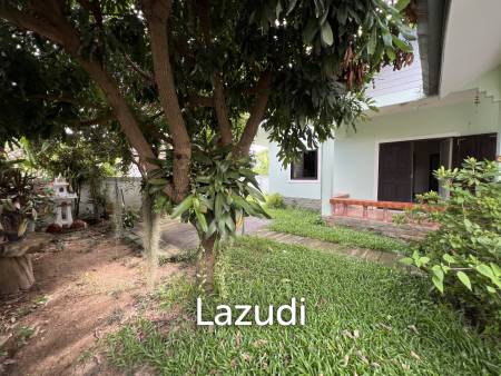 3 Bedrooms  Single-Storey House Near To The City