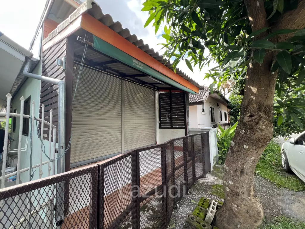 บ้านชั้นเดียว 3 ห้องนอนพร้อมห้องอเนกประสงค์ใกล้ตัวเมือง