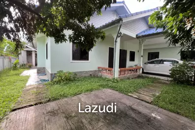 บ้านชั้นเดียว 3 ห้องนอนพร้อมห้องอเนกประสงค์ใกล้ตัวเมือง