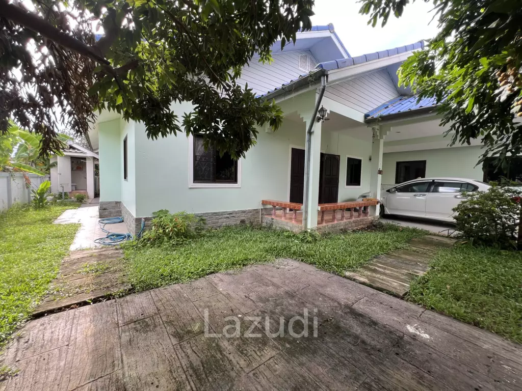 บ้านชั้นเดียว 3 ห้องนอนพร้อมห้องอเนกประสงค์ใกล้ตัวเมือง