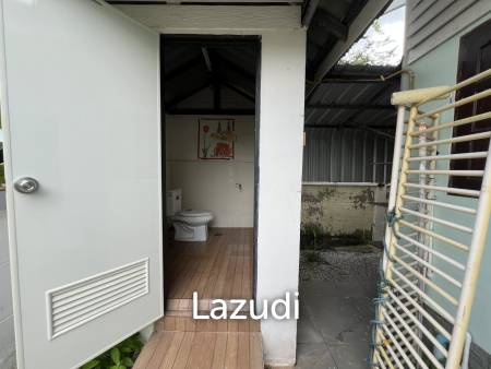 3 Bedrooms  Single-Storey House Near To The City