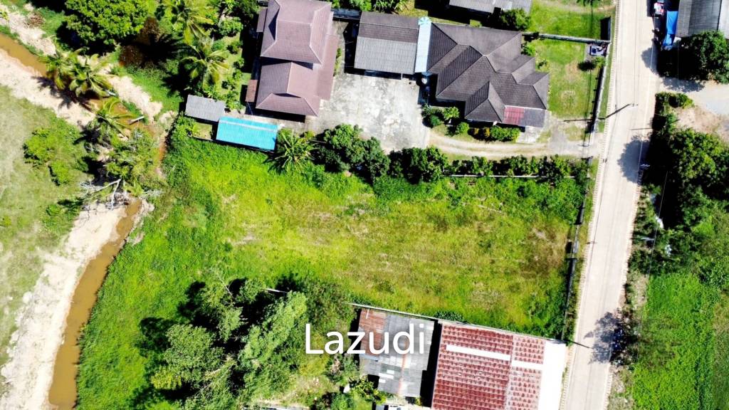 1 Rai 2 Ngan Land for Sale in Residential Area, Huai Sak