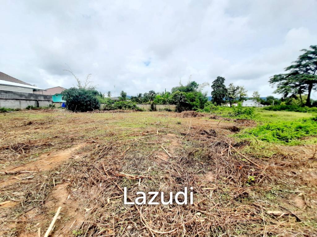 1 Rai 2 Ngan Land for Sale in Residential Area, Huai Sak