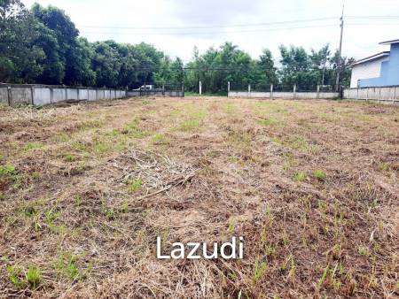 1 Rai 2 Ngan Land for Sale in Residential Area, Huai Sak