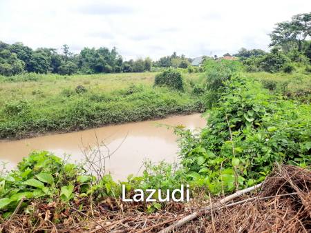 1 Rai 2 Ngan Land for Sale in Residential Area, Huai Sak