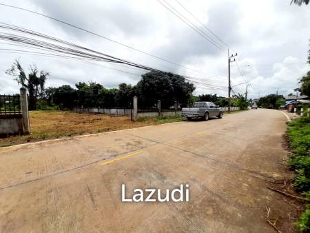 1 Rai 2 Ngan Land for Sale in Residential Area, Huai Sak