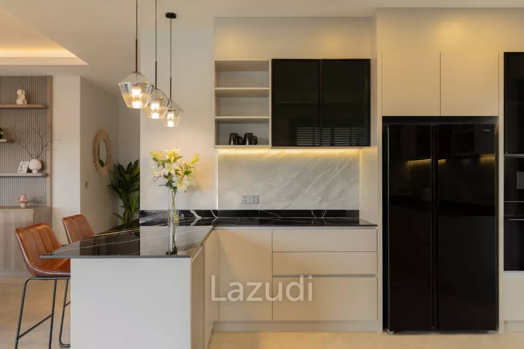 3 Bedrooms 4 Bathrooms 307.23 SQ.M. Zensiri Lakeside Mabprachan
