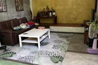 96 m² House to Renovate – Peaceful Setting, Great Potential