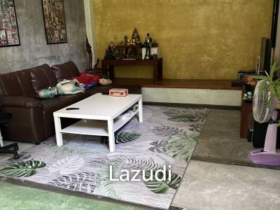 96 m² House to Renovate – Peaceful Setting, Great Potential