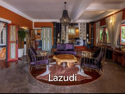 Renovated 700 m² Residence on 1,600 m² of Land – Elegance, Tranquility, Swimming Pool
