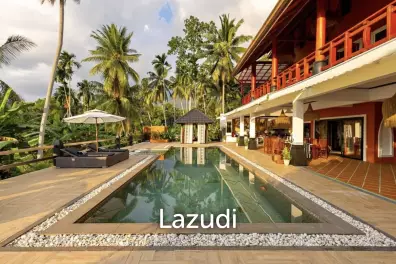 Renovated 700 m² Residence on 1,600 m² of Land – Elegance, Tranquility, Swimming Pool