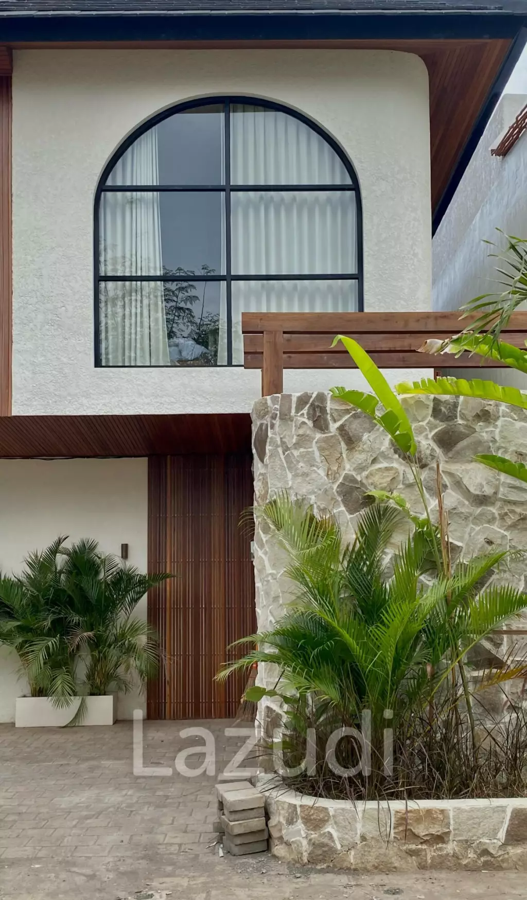 Beautiful Mediterranean-Style 2 Bedroom Villas in Pecatu