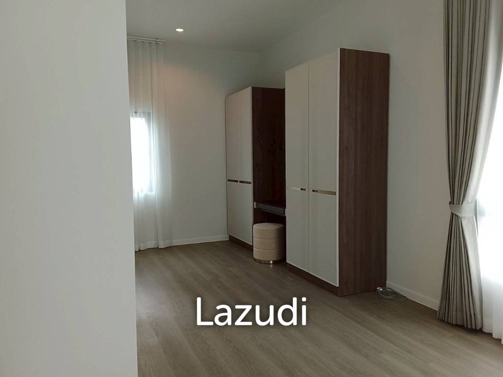 4 Bedroom 5 Bathroom 310 Sq.m Setthasiri Bangna KM.10