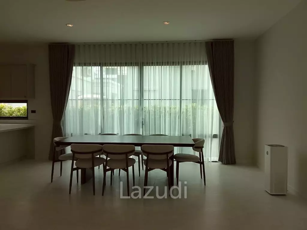 4 Bedroom 5 Bathroom 310 Sq.m Setthasiri Bangna KM.10