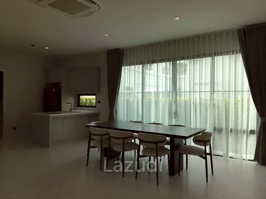 4 Bedroom 5 Bathroom 310 Sq.m Setthasiri Bangna KM.10