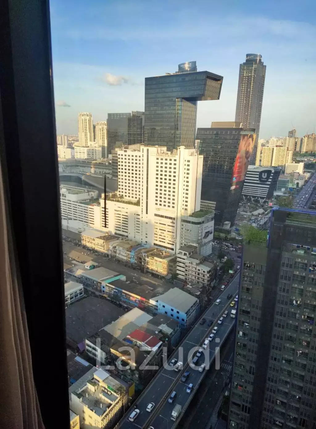 1 Bedroom 1 Bathroom 40 SQ.M Knightsbridge Space Rama 9