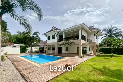 Heights 2 Khao Tao - 4 Bedroom Villa with Pool on Large 1,200 Sqm Plot