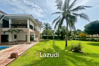 Heights 2 Khao Tao - 4 Bedroom Villa with Pool on Large 1,200 Sqm Plot
