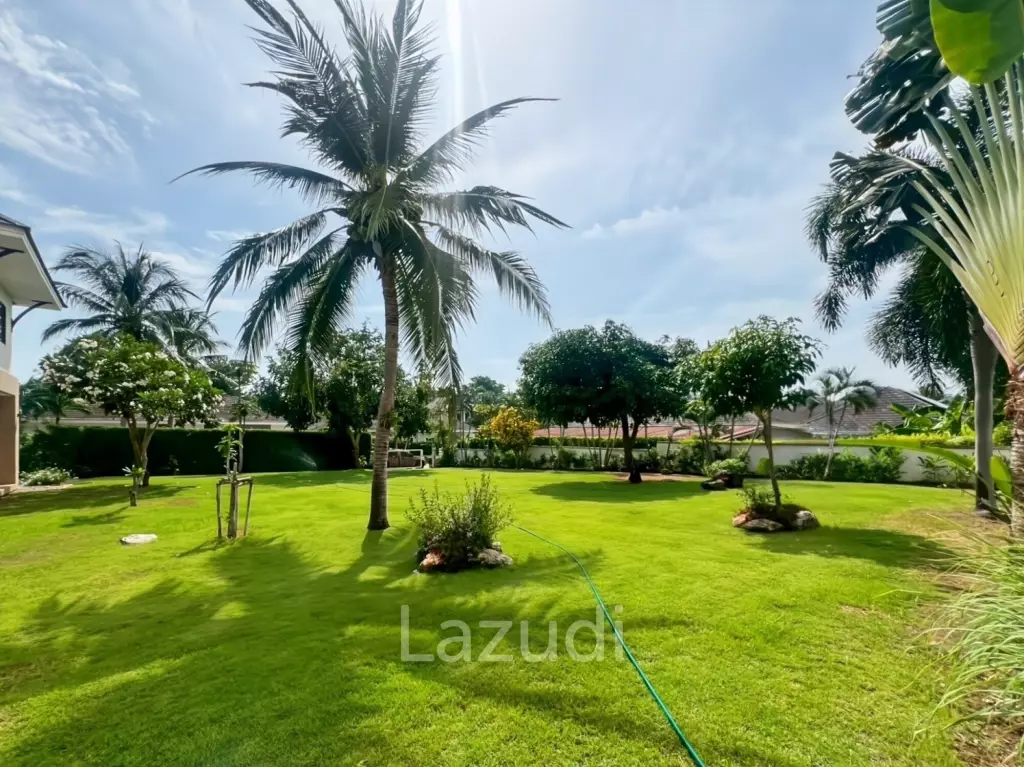 Heights 2 Khao Tao - 4 Bedroom Villa with Pool on Large 1,200 Sqm Plot