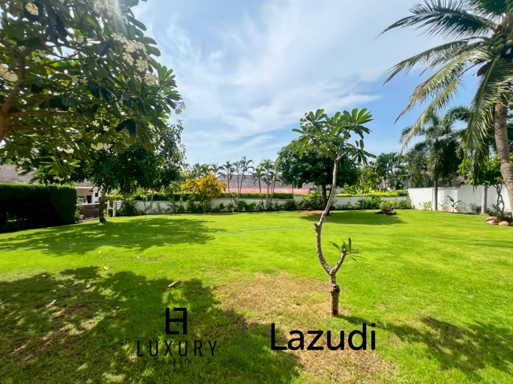 Heights 2 Khao Tao - 4 Bedroom Villa with Pool on Large 1,200 Sqm Plot