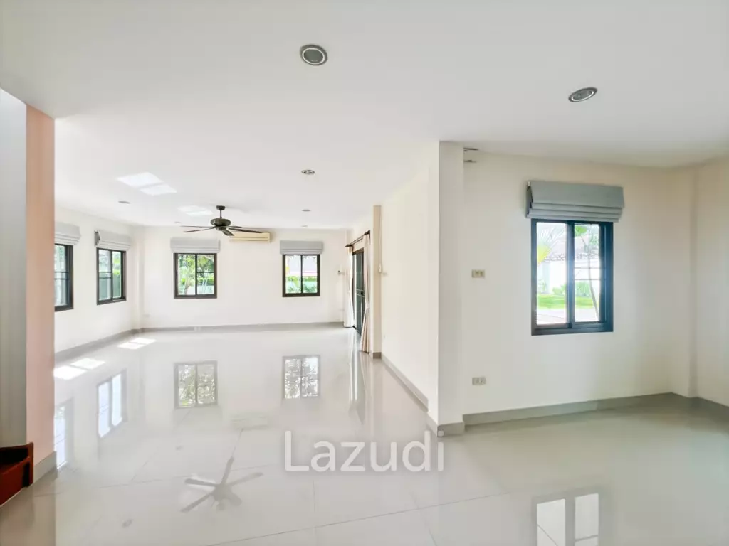 Heights 2 Khao Tao - 4 Bedroom Villa with Pool on Large 1,200 Sqm Plot