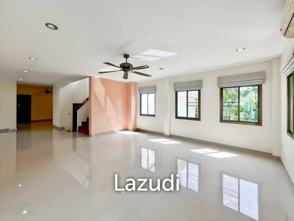 Heights 2 Khao Tao - 4 Bedroom Villa with Pool on Large 1,200 Sqm Plot