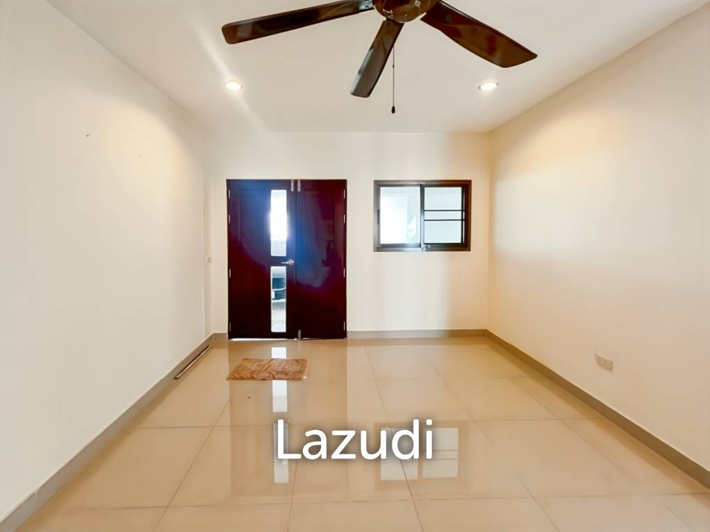 Heights 2 Khao Tao - 4 Bedroom Villa with Pool on Large 1,200 Sqm Plot