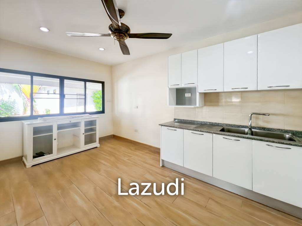 Heights 2 Khao Tao - 4 Bedroom Villa with Pool on Large 1,200 Sqm Plot