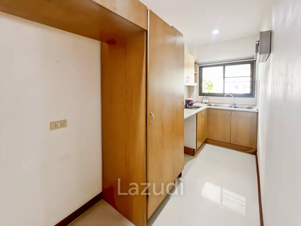 Heights 2 Khao Tao - 4 Bedroom Villa with Pool on Large 1,200 Sqm Plot