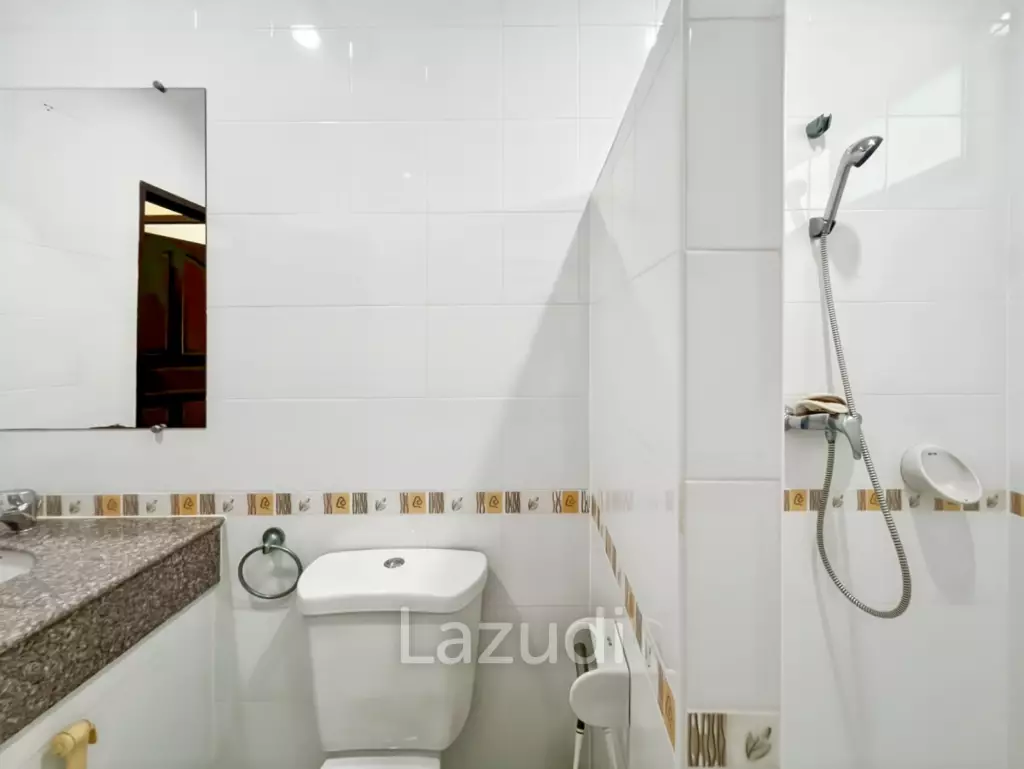 Heights 2 Khao Tao - 4 Bedroom Villa with Pool on Large 1,200 Sqm Plot
