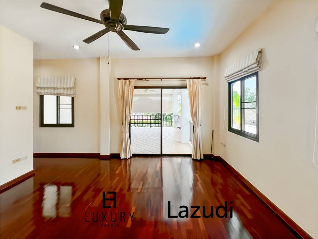 Heights 2 Khao Tao - 4 Bedroom Villa with Pool on Large 1,200 Sqm Plot