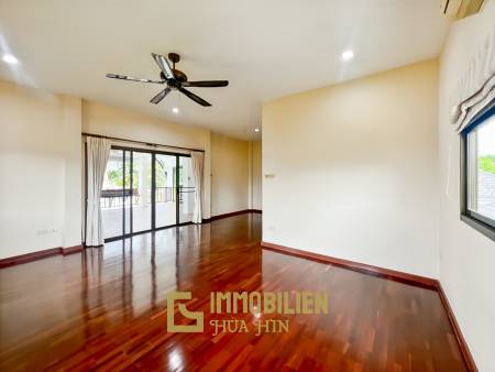 Heights 2 Khao Tao: 4 Schlafzimmer Pool Villa auf einem großen 1.200 qm Grundstück