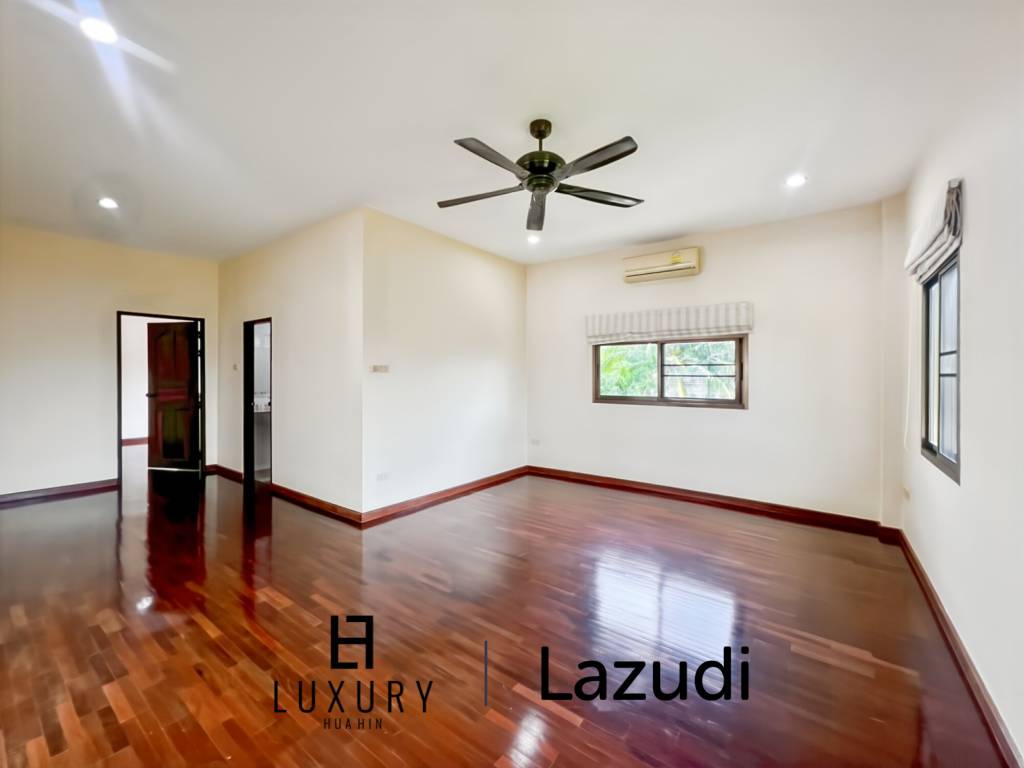 Heights 2 Khao Tao - 4 Bedroom Villa with Pool on Large 1,200 Sqm Plot