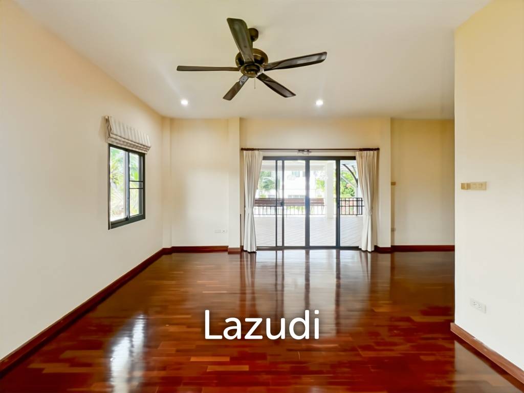 Heights 2 Khao Tao - 4 Bedroom Villa with Pool on Large 1,200 Sqm Plot
