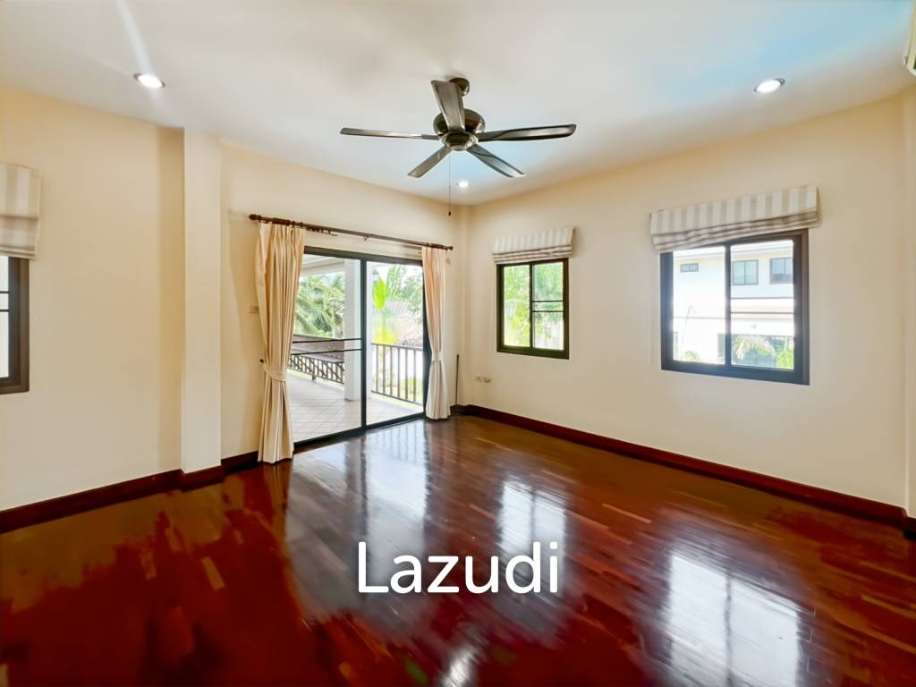 Heights 2 Khao Tao - 4 Bedroom Villa with Pool on Large 1,200 Sqm Plot