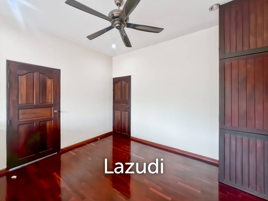Heights 2 Khao Tao - 4 Bedroom Villa with Pool on Large 1,200 Sqm Plot