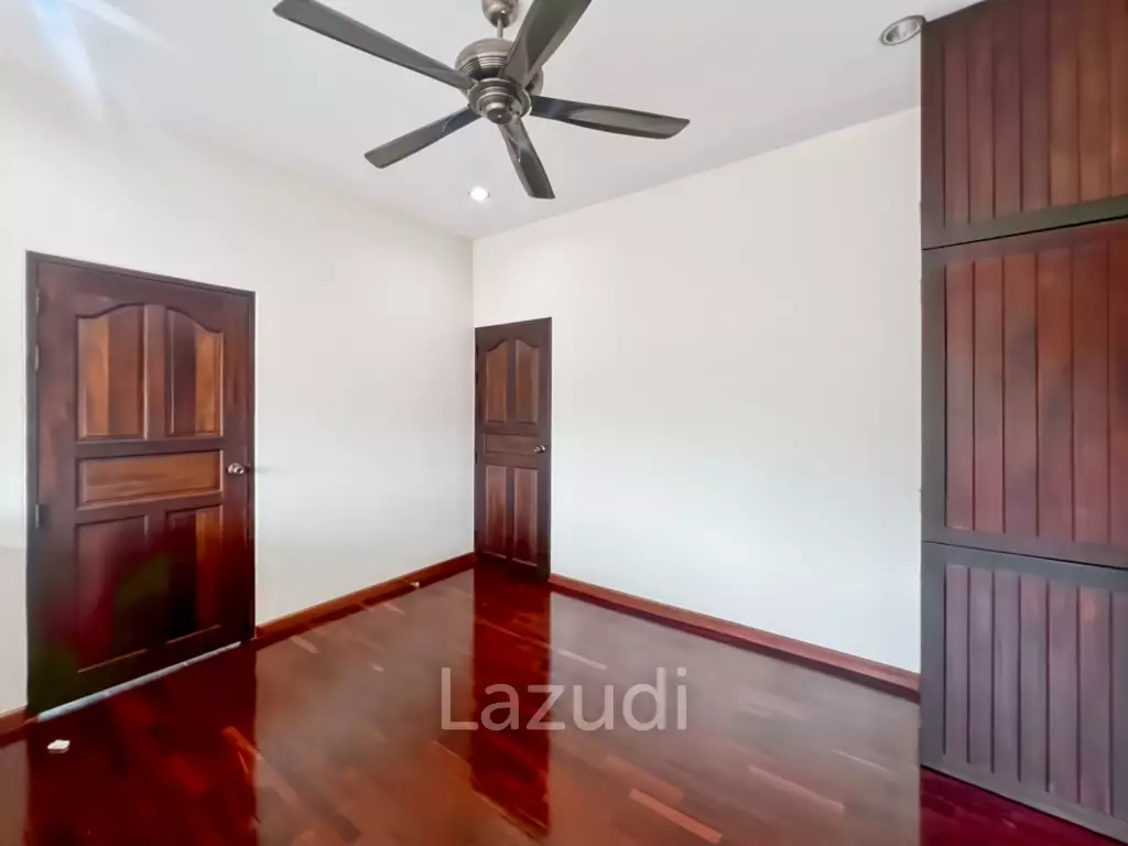 Heights 2 Khao Tao - 4 Bedroom Villa with Pool on Large 1,200 Sqm Plot