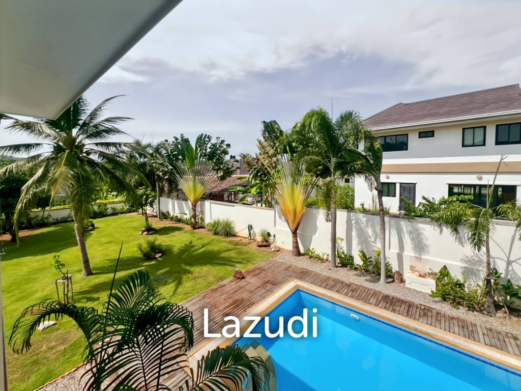 Heights 2 Khao Tao - 4 Bedroom Villa with Pool on Large 1,200 Sqm Plot